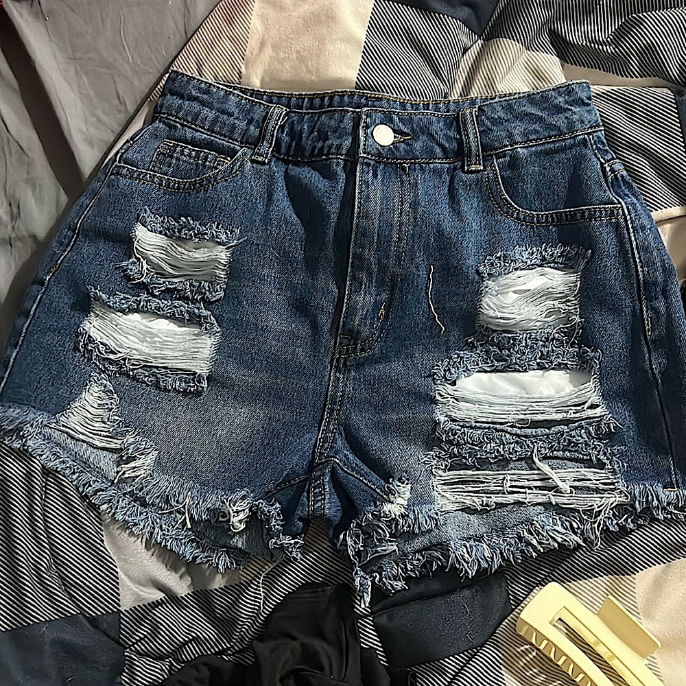 Demi shorts